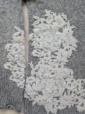 Reitmans Women’s Grey Knit Sweater White Lace Detail Turtleneck Cozy Chic XS